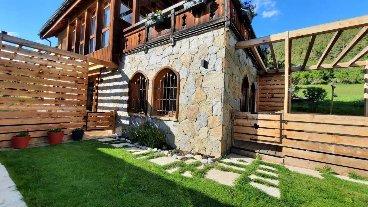 Chalet Serre Cambeou Piscine&Spa Сен-Шафре Экстерьер фото